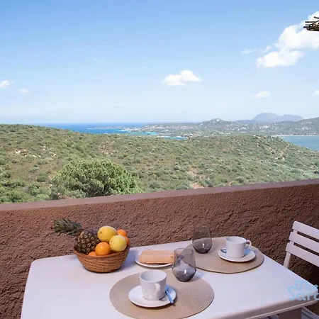 Iole's House, Finestra Sul Mare